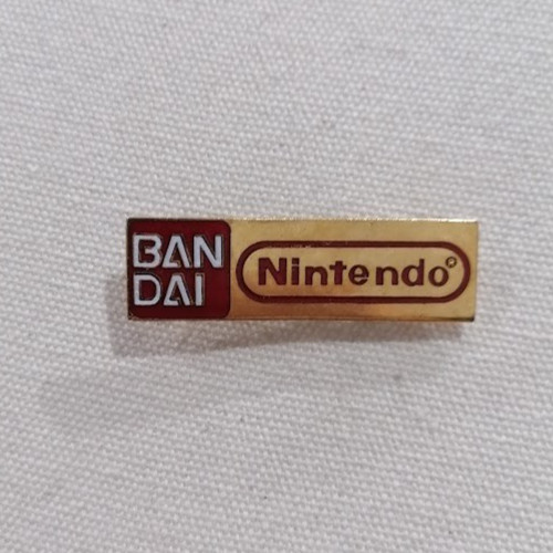 Spilla bandai nintendo oro - spilla,